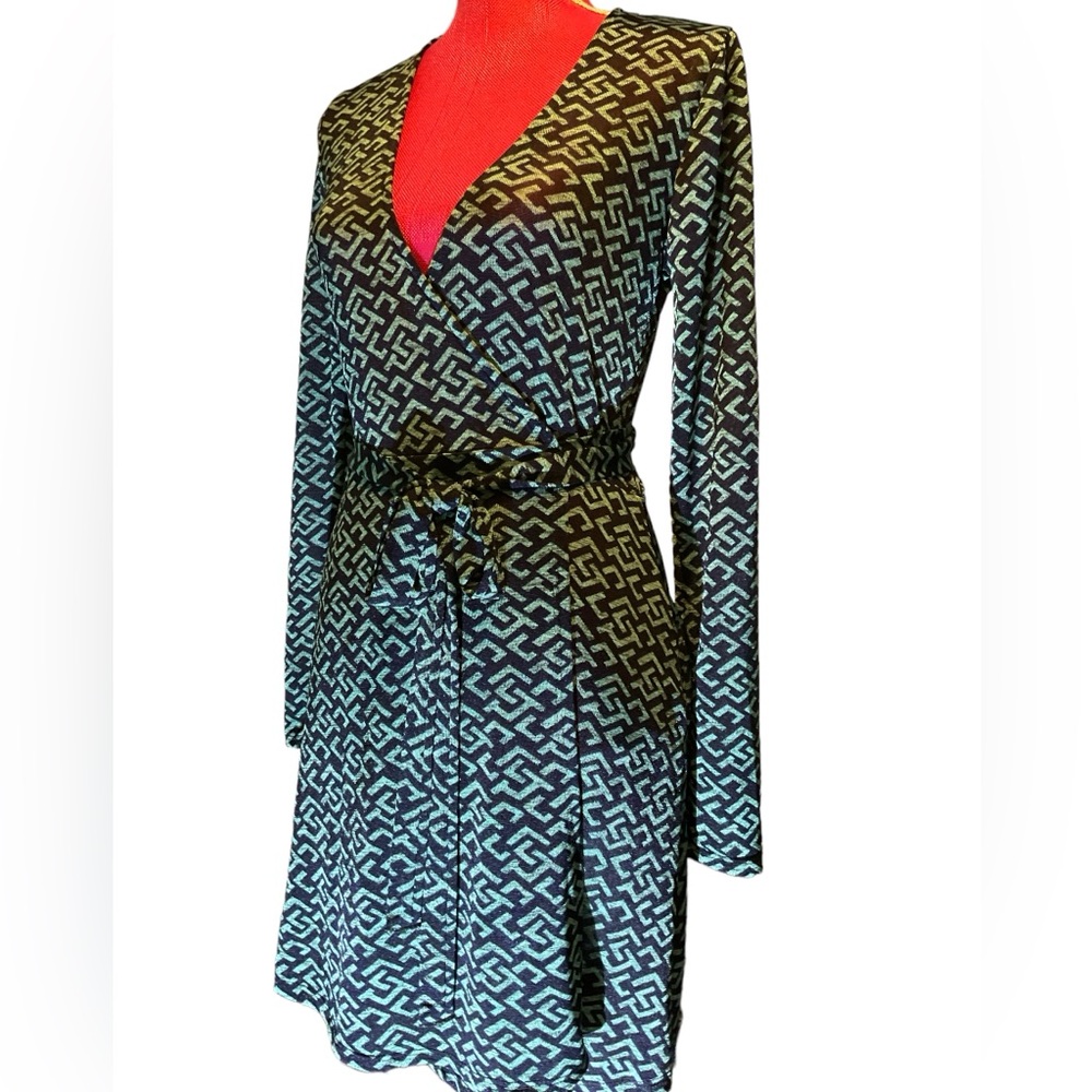 Loila knit wrap dress 🇺🇸🇺🇸🇺🇸 size M
